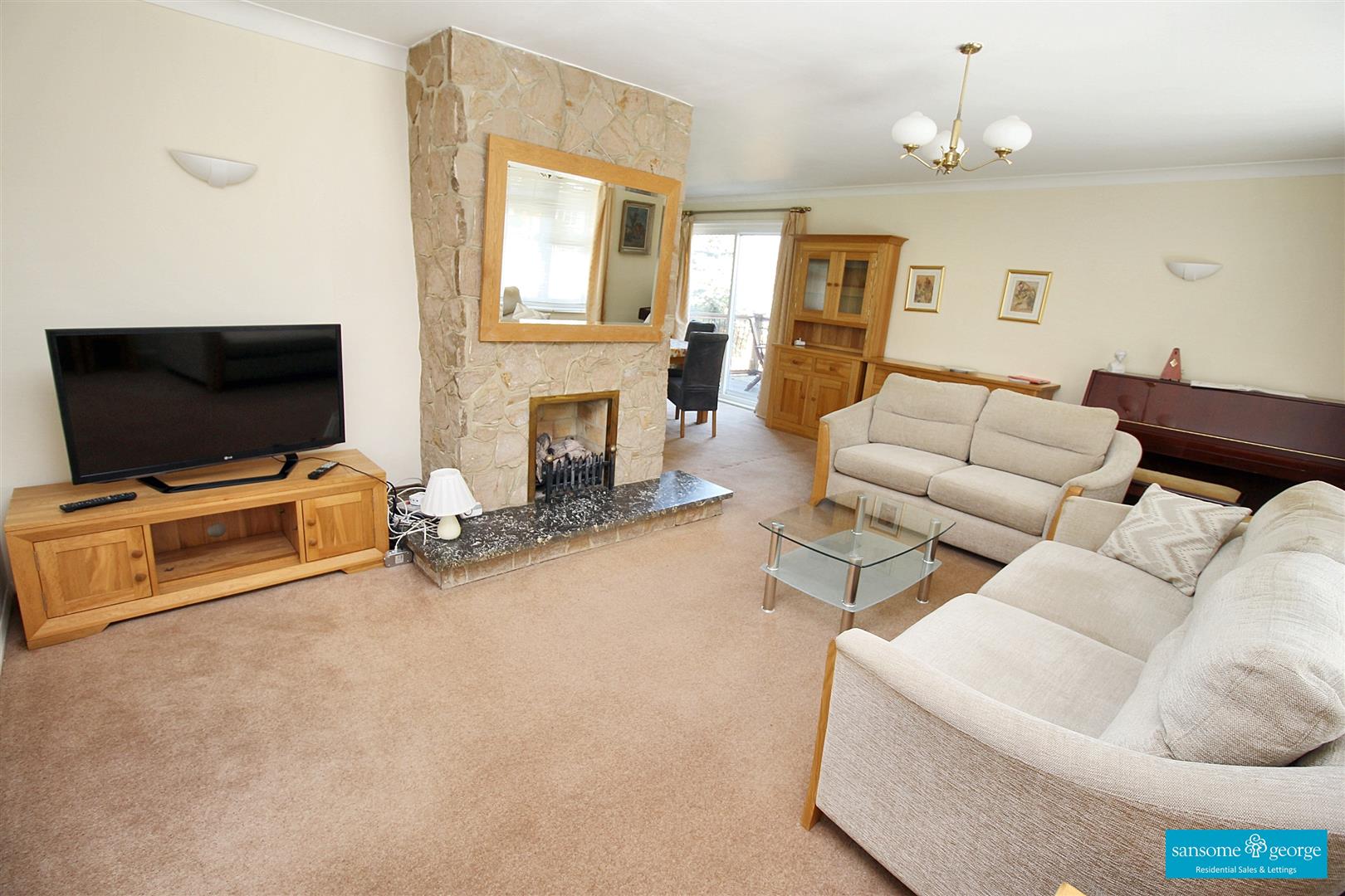 Southerndene Close, Tilehurst, Reading